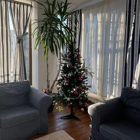 Lovely In In Apartment *