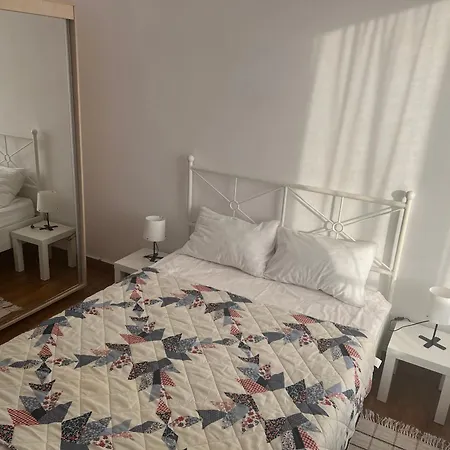 Lovely In In Apartment *