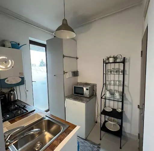 Апартаменти Lovely In In Бухарест