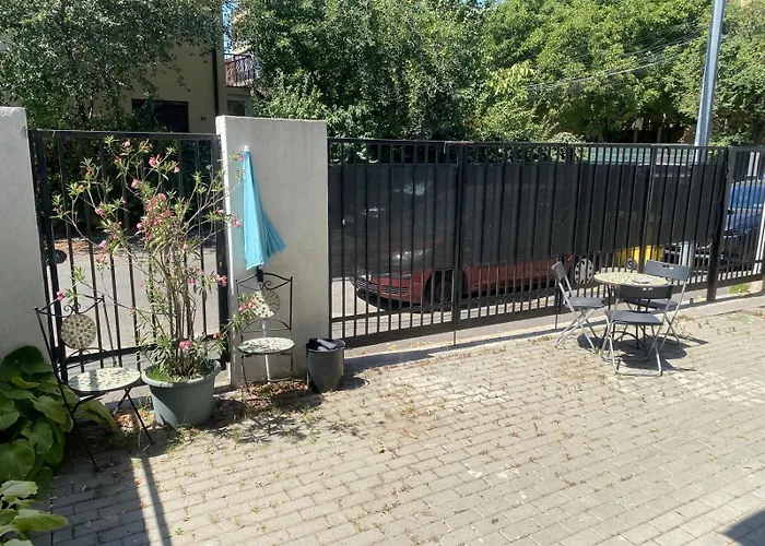 Lovely In In 公寓 *